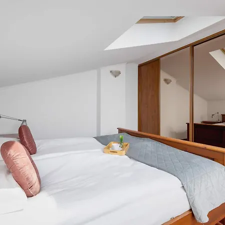 Asnyka Wyjatkowy W Centrum Krakowa By Renters Apartment *