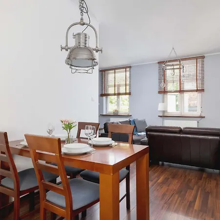 Apartamento Asnyka Wyjatkowy W Centrum Krakowa By Renters Cracóvia