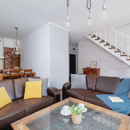 Asnyka Wyjatkowy W Centrum Krakowa By Renters דירה