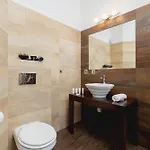 Apartamento Asnyka Wyjatkowy W Centrum Krakowa By Renters *